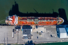 Cosco Asphalt off-loading